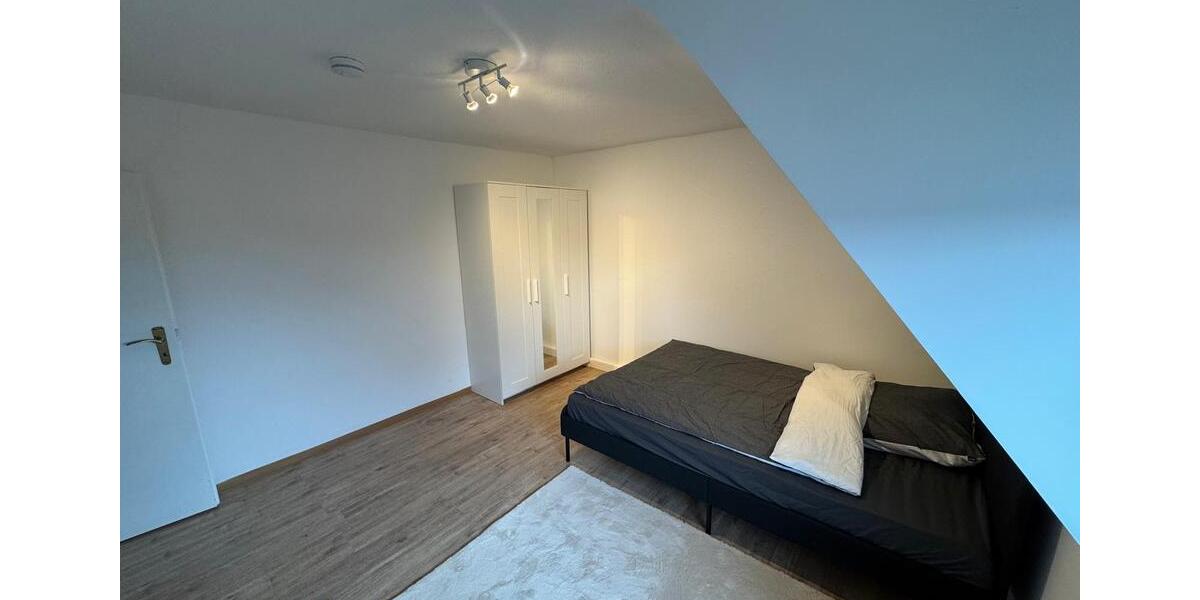Wohnen auf Zeit Erlangen Am Anger - 6 Zimmer, 15 m&sup2;, 450&euro; | Angebot:26376602