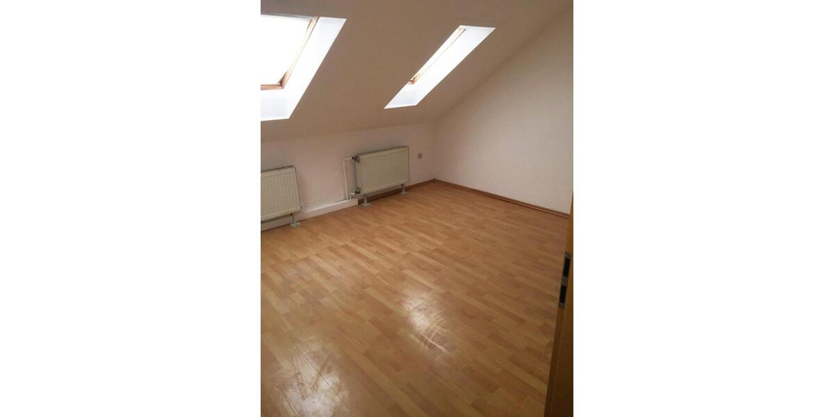 Dachgeschoßwohnung Erfurt - 3 Zimmer, 75 m&sup2;, 650&euro; | Angebot:26448186