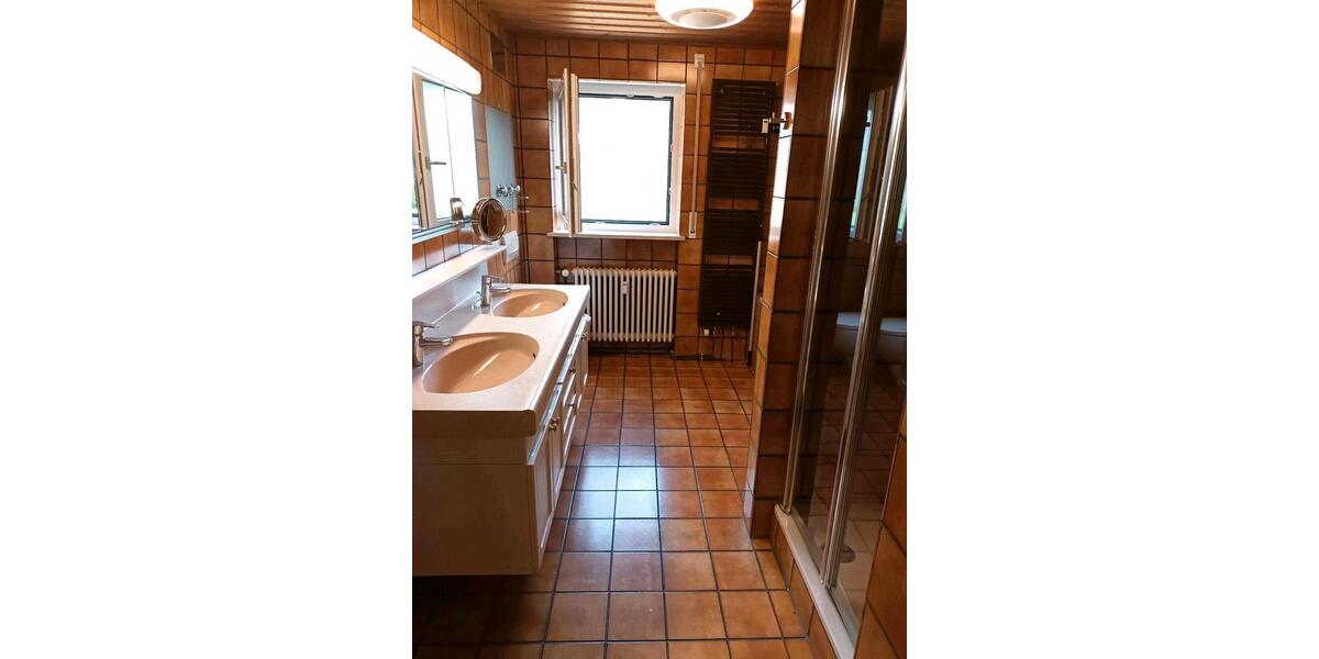 Etagenwohnung Bad Hindelang - 4 Zimmer, 125 m&sup2;, 1.350&euro; | Angebot:26261880