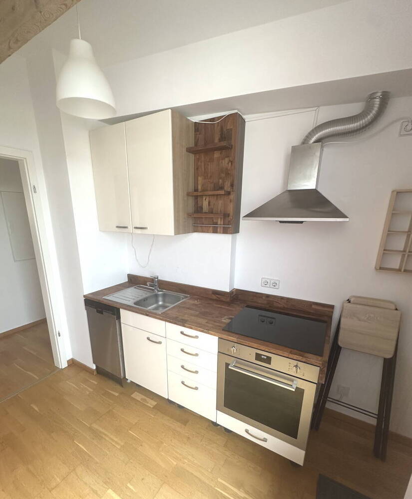 Charmante, möblierte Dachgeschoßwohnung mit Dachterrasse in Potsdam-Babelsberg