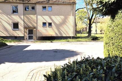 Grünes Glück im EG: Gemütliche Single-Wohnung mit Balkon zimmer