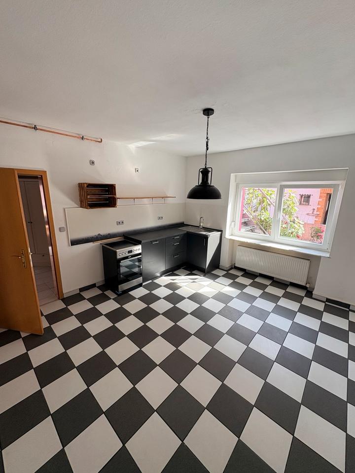lichtdurchflutete Wohnung im Herzen Budenheims (teilmöbliert) zimmer