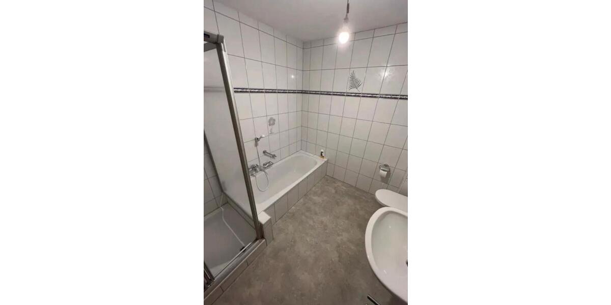 Dachgeschoßwohnung Beverungen - 3 Zimmer, 73 m&sup2;, 650&euro; | Angebot:26621713