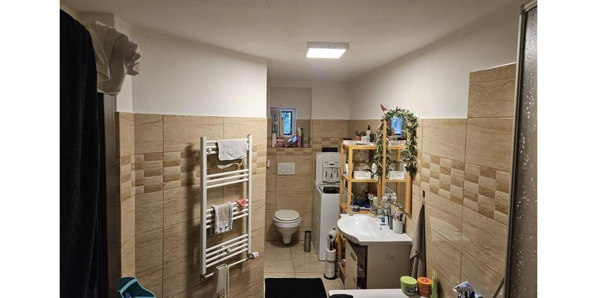 Erdgeschoßwohnung Leuna - 2 Zimmer, 60 m&sup2;, 390&euro; | Angebot:25056105