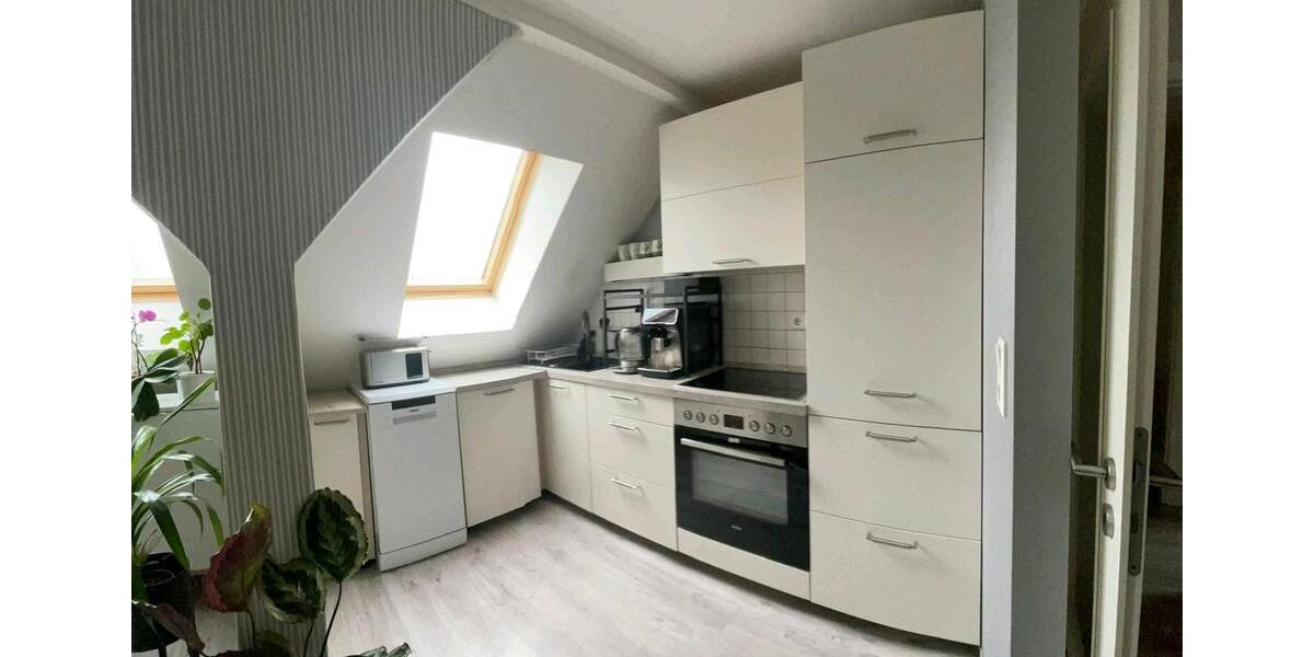 Dachgeschoßwohnung Frankfurt (Oder) - 3 Zimmer, 61 m&sup2;, 750&euro; | Angebot:25660112