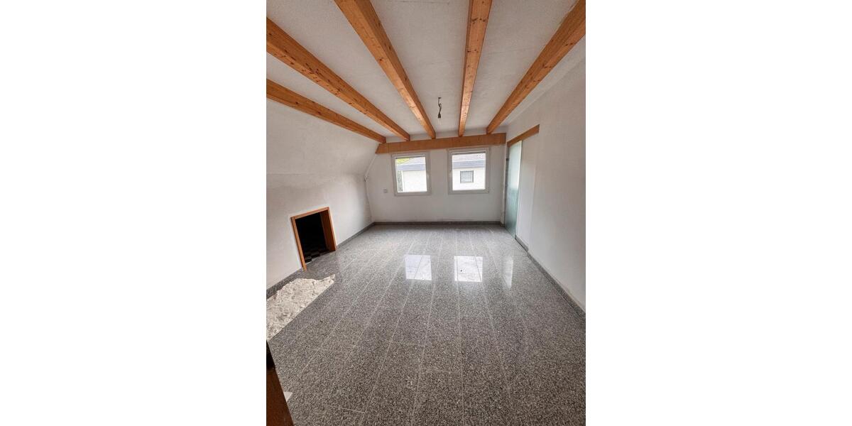 Etagenwohnung Sinzig - 3 Zimmer, 87 m&sup2;, 1.100&euro; | Angebot:26568282