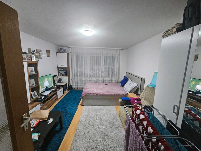Einzimmerwohnung zu vermieten zimmer