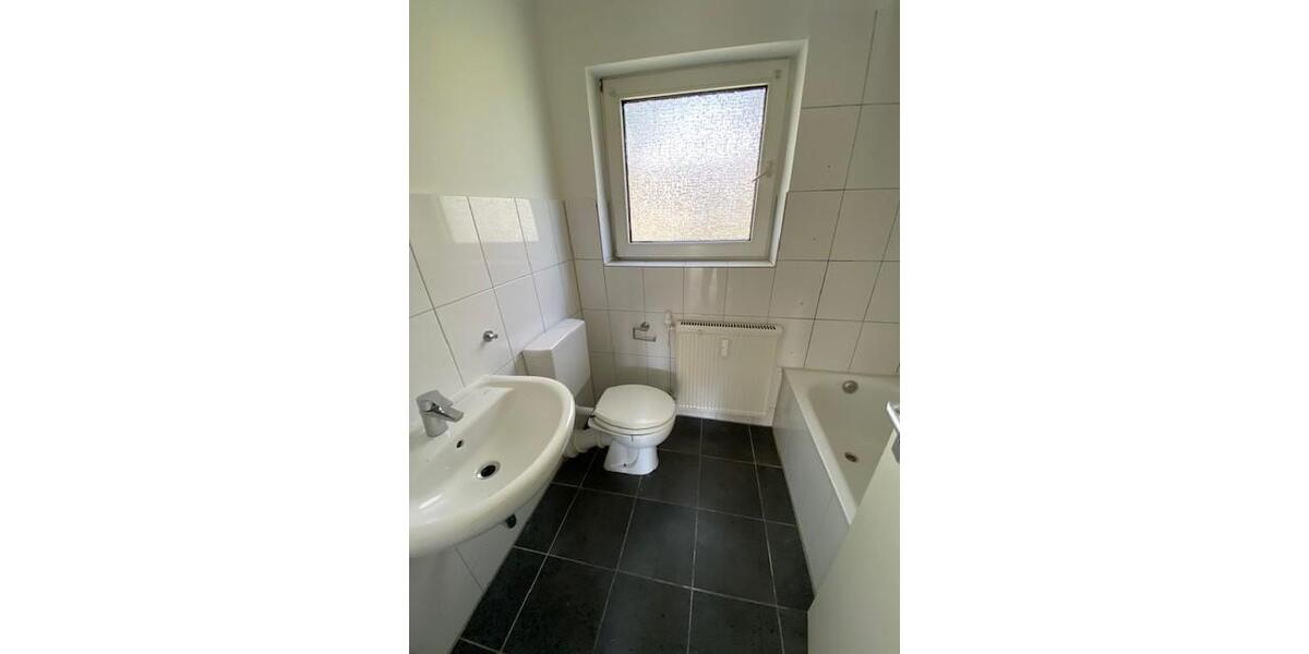 Etagenwohnung Duisburg Rheinhausen - 3 Zimmer, 67 m&sup2;, 579&euro; | Angebot:26566650