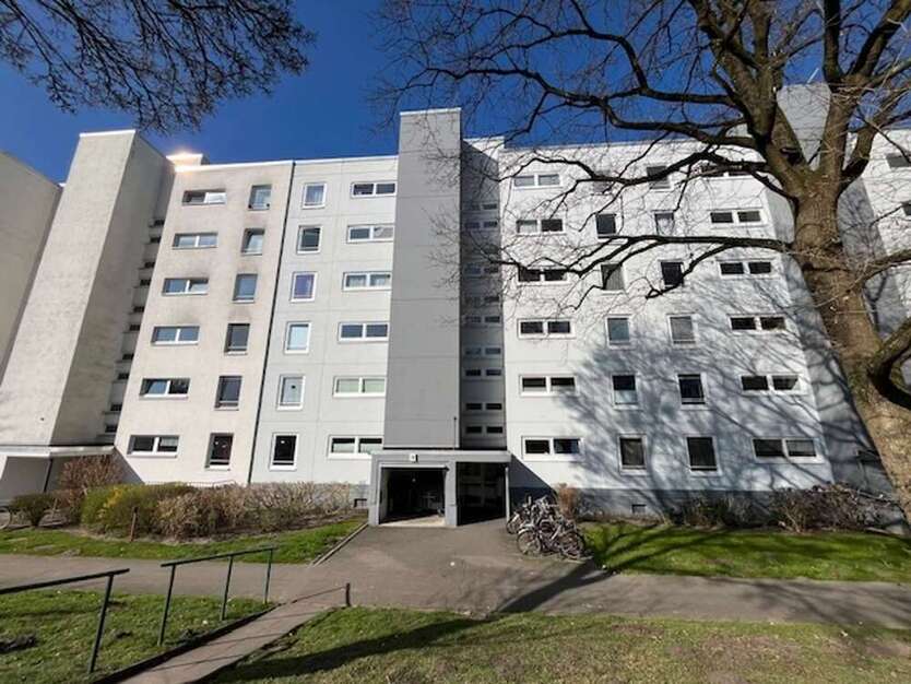 Wohnung zum Mieten in Hamburg 1.035 € 69 m²