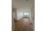 **MODERNISIERTE 3 Zimmer Wohnung MIT BALKON UND NEUEM WANNENBAD**