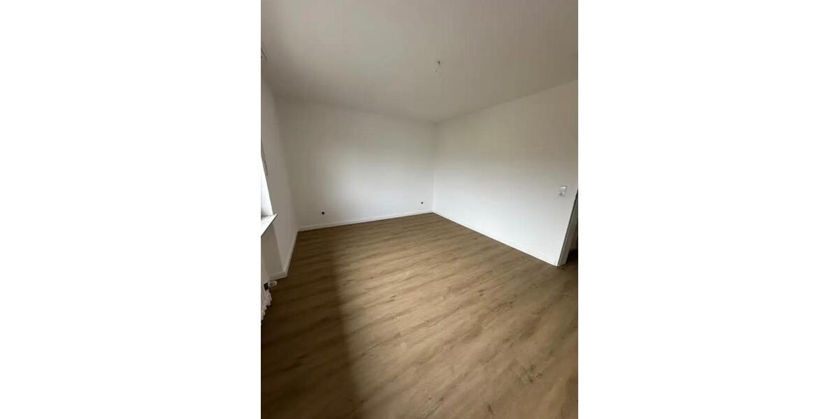 Etagenwohnung Herford - 3 Zimmer, 76 m&sup2;, 900&euro; | Angebot:26066576