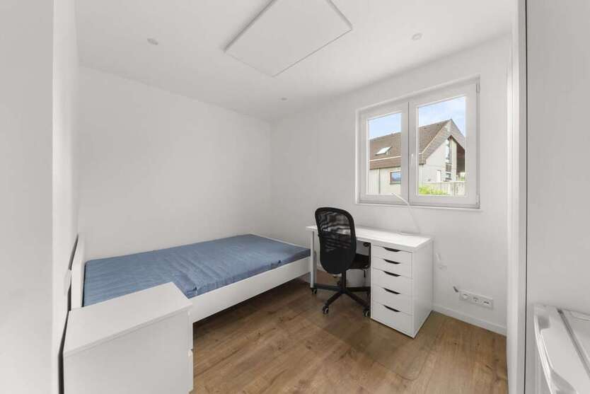 Wohnung zum Mieten in Zuffenhausen-Mitte 490 € 13.5 m²