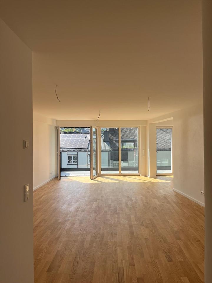 Großzügige, neusanierte 2-Zimmer-Wohnung im Herzen von Meschede