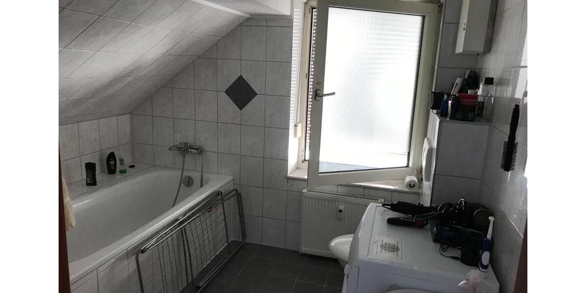 Dachgeschoßwohnung Gelsenkirchen Gelsenkirchen-Mitte - 1 Zimmer, 49 m&sup2;, 340&euro; | Angebot:24803555
