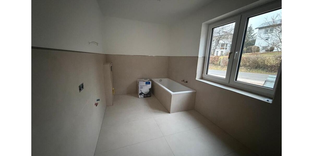 Erdgeschoßwohnung Schlüchtern - 3 Zimmer, 94 m&sup2;, 1.350&euro; | Angebot:24888612