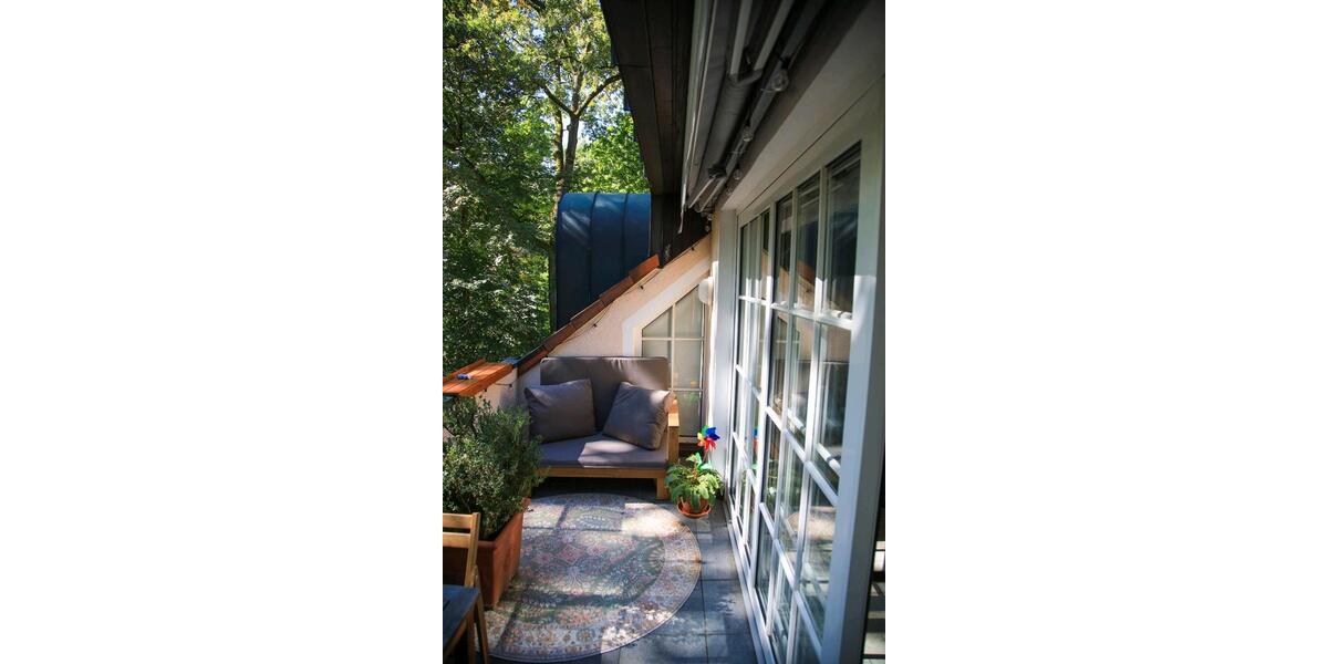 Dachgeschoßwohnung Buckenhof - 3 Zimmer, 113 m&sup2;, 1.950&euro; | Angebot:25342274