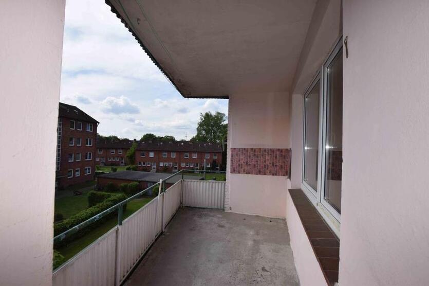 +++ Gemütliche 3-RaumWohnung mit Balkon und Tageslichtbad +++