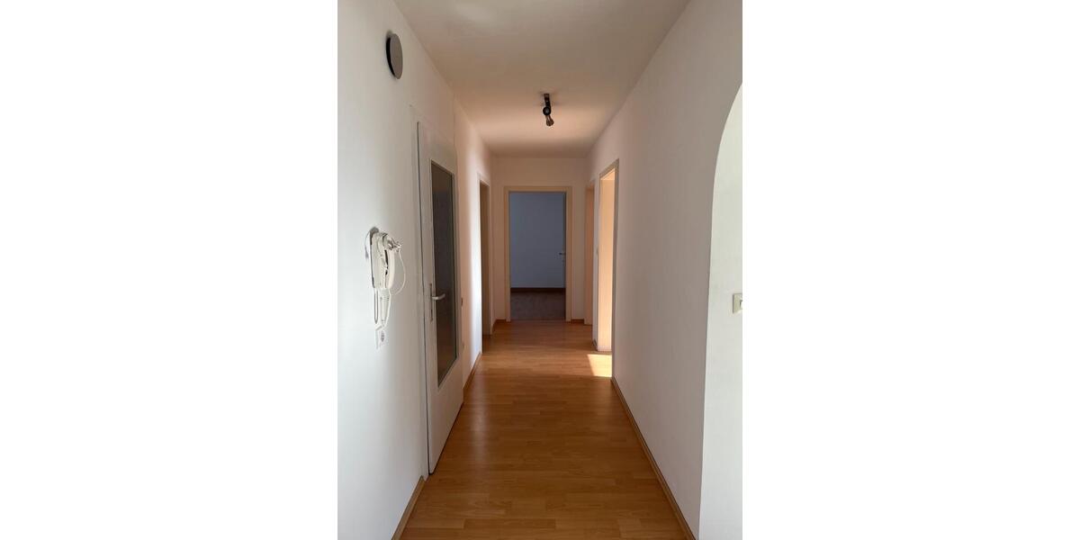 Etagenwohnung Cham - 2 Zimmer, 80 m&sup2;, 720&euro; | Angebot:24768326