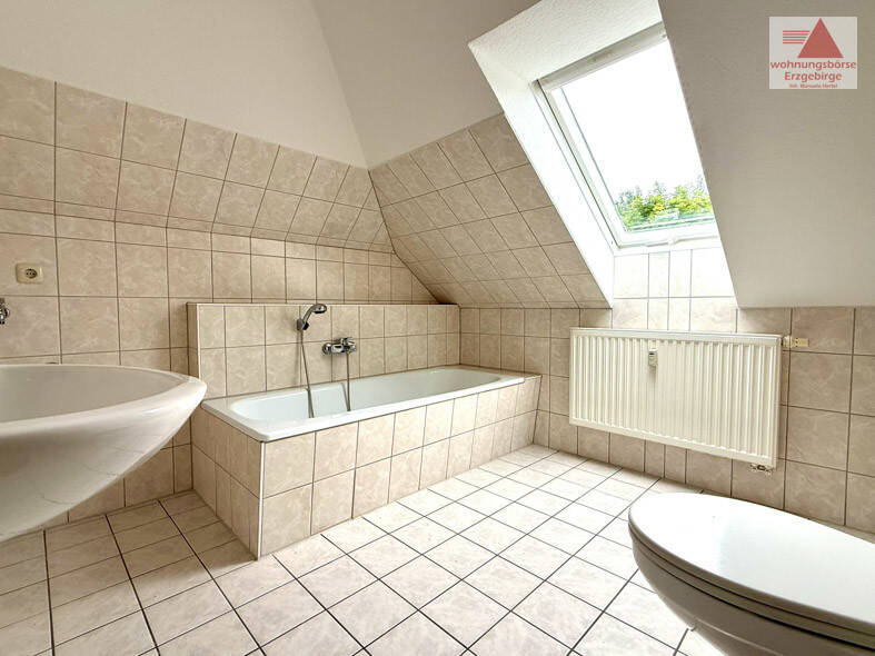 Etagenwohnung Gornsdorf - 2 Zimmer, 60 m&sup2;, 350&euro; | Angebot:21808335