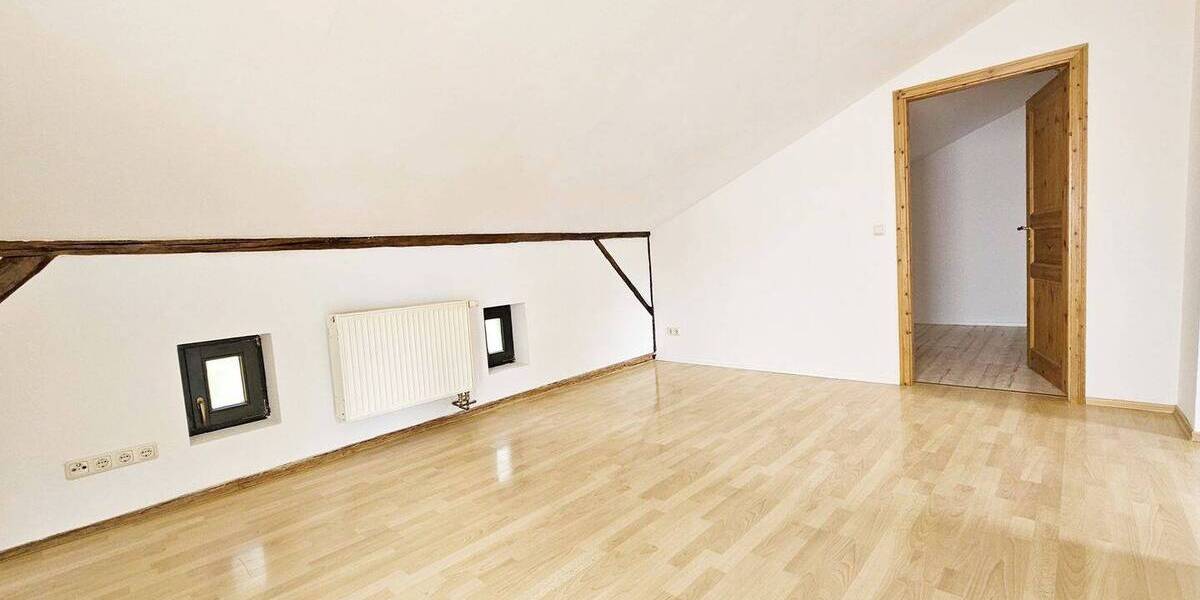 Etagenwohnung Köthen (Anhalt) Köthen - 1 Zimmer, 50 m&sup2;, 315&euro; | Angebot:26117146