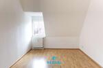 Dachgeschoßwohnung Auerbach/Vogtland Vogtland - 3 Zimmer, 67 m&sup2;, 335&euro; | Angebot:26131606