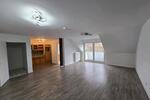 Dachgeschoßwohnung Ampfing - 3 Zimmer, 83 m&sup2;, 700&euro; | Angebot:26366343