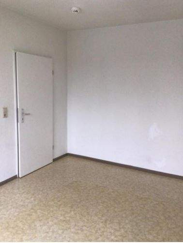 Etagenwohnung Neubrandenburg Monckeshof - 2 Zimmer, 44 m&sup2;, 267&euro; | Angebot:25985507
