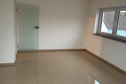 Wohnung Gießen Wieseck - 6 Zimmer, 145 m&sup2;, 1.600&euro; | Angebot:25163644