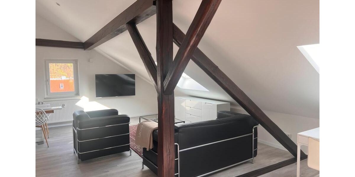 Dachgeschoßwohnung Weiden in der Oberpfalz - 1 Zimmer, 75 m&sup2;, 850&euro; | Angebot:25872233