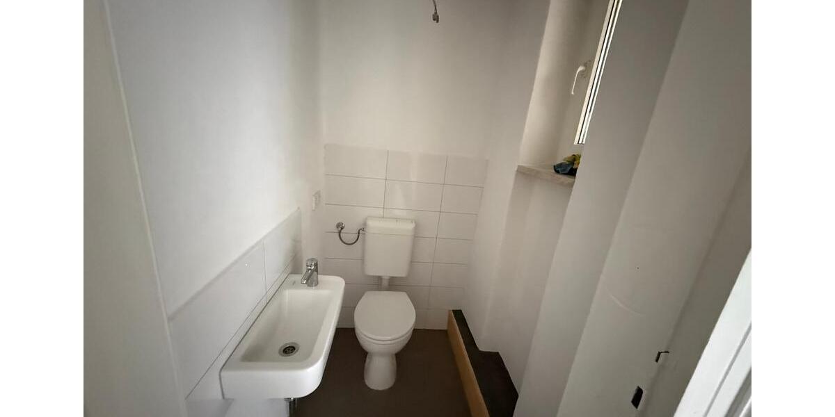 Etagenwohnung Greiz - 4 Zimmer, 115 m&sup2;, 650&euro; | Angebot:25887625