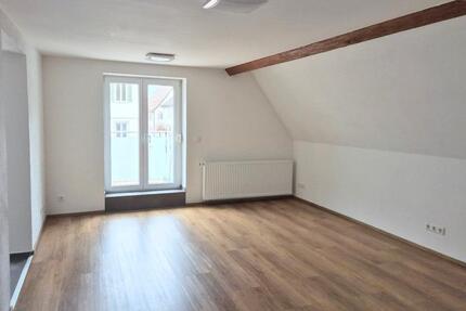 Wohnung Sulz am Neckar - 4 Zimmer, 90 m&sup2;, 900&euro; | Angebot:27595387