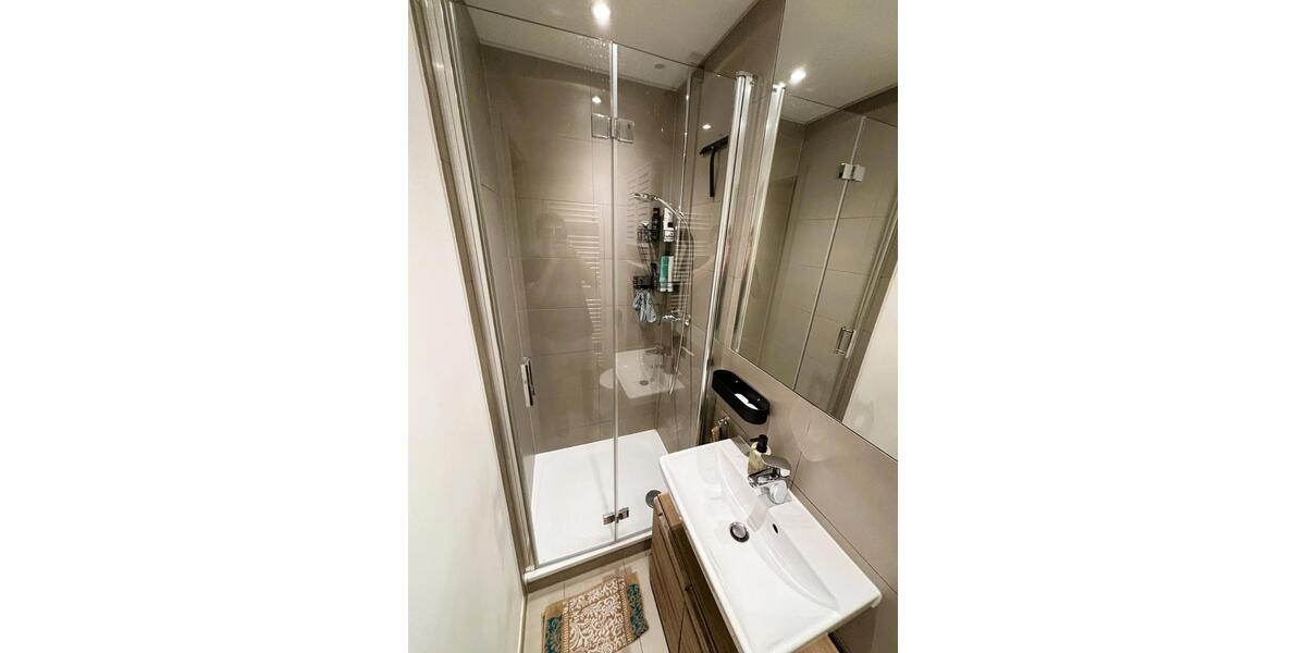 Wohnen auf Zeit Hamburg Altona-Nord - 2 Zimmer, 70 m&sup2;, 1.950&euro; | Angebot:24373100