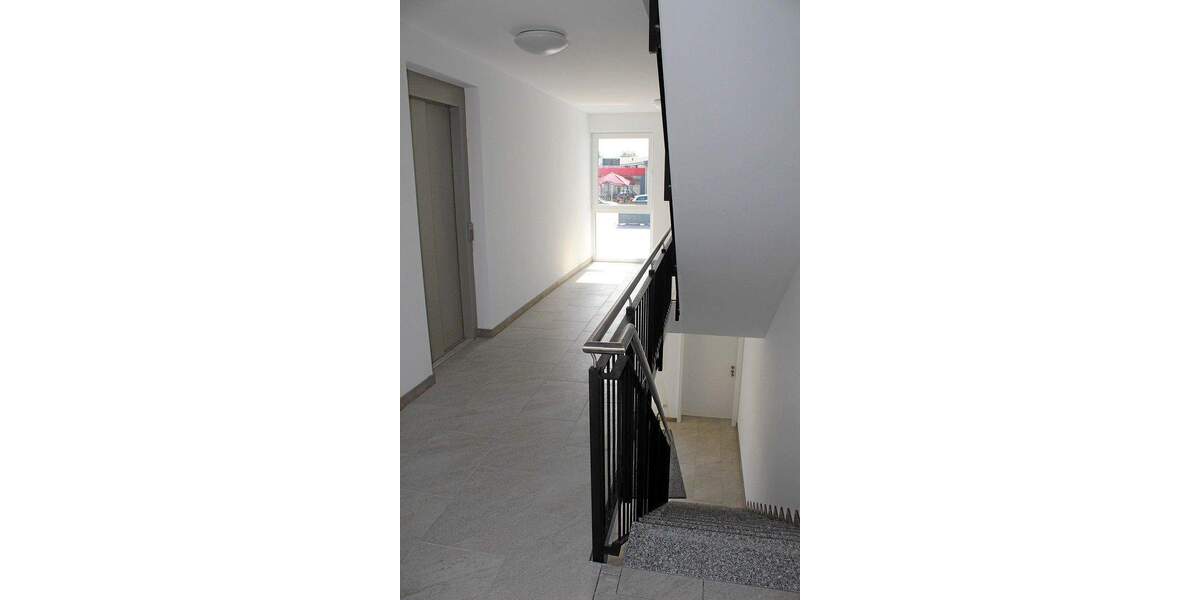 Etagenwohnung Königswinter Thomasberg - 3 Zimmer, 94 m&sup2;, 1.240&euro; | Angebot:25780275