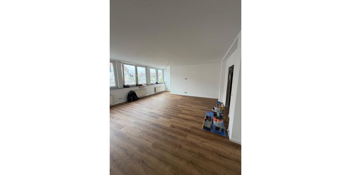 Etagenwohnung Hildesheim - 4 Zimmer, 135 m&sup2;, 1.150&euro; | Angebot:26085878