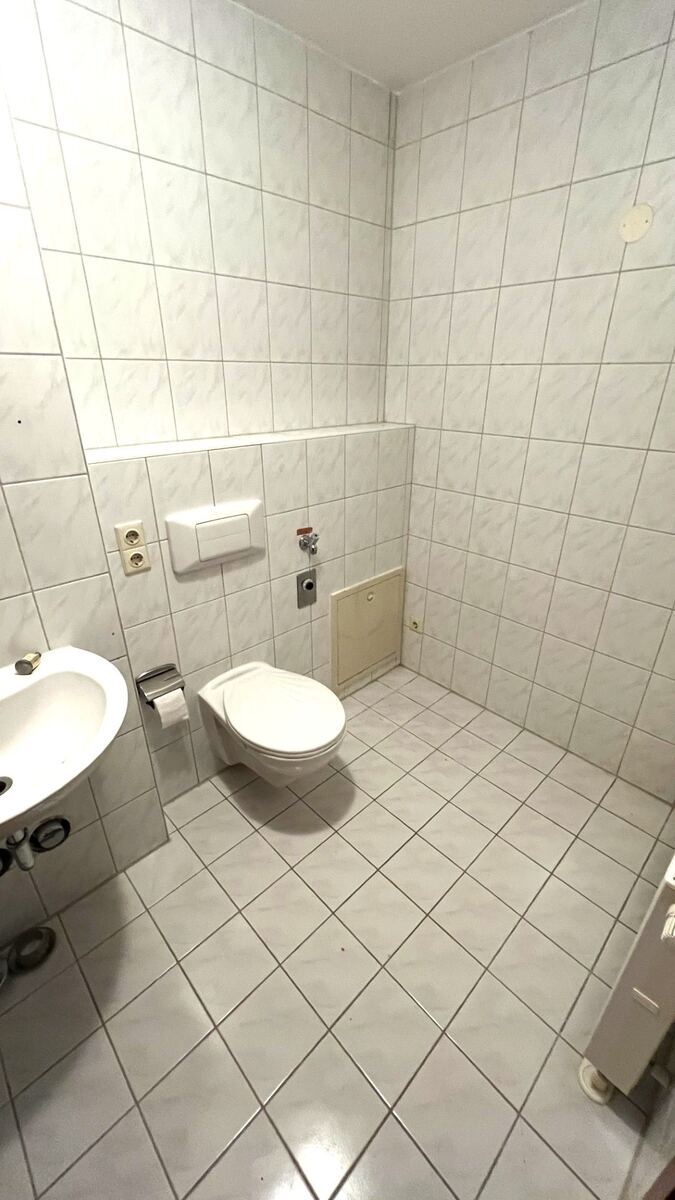 2-Raum-Wohnung im EG mit Terrasse und Tiefgaragenstellplatz 2 zimmer