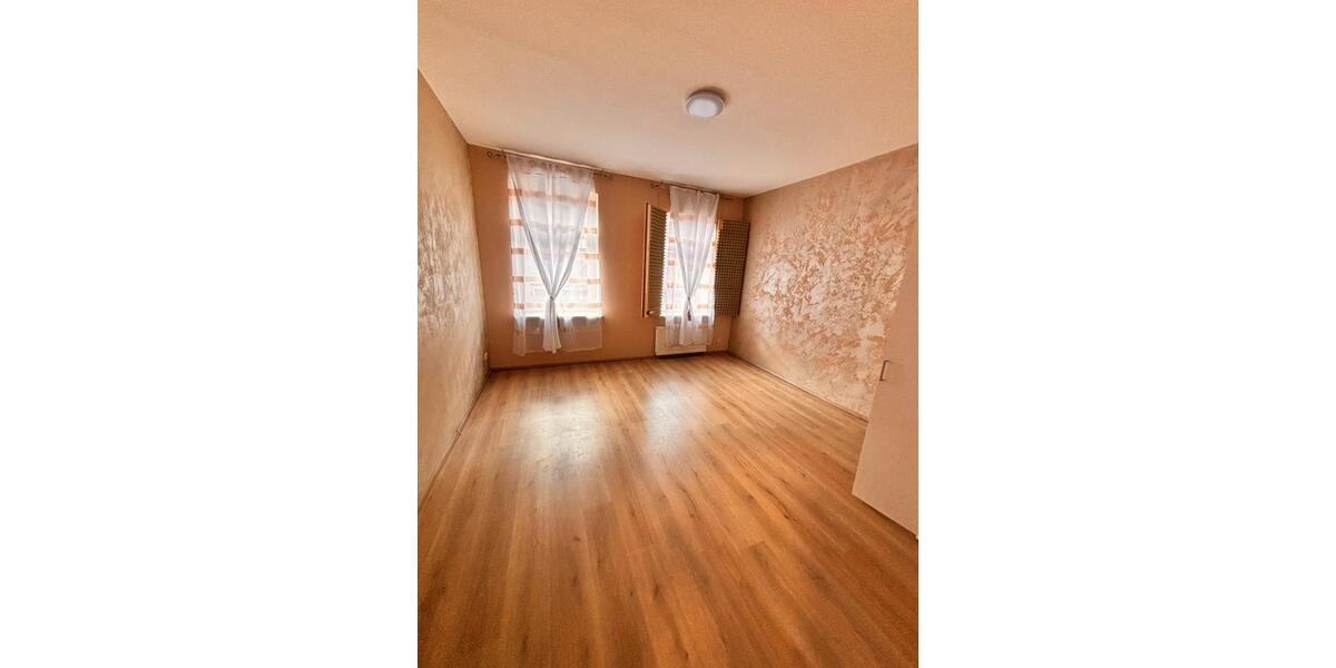 Erdgeschoßwohnung Wilkau-Haßlau Haßlau - 5 Zimmer, 115 m&sup2;, 750&euro; | Angebot:26568323