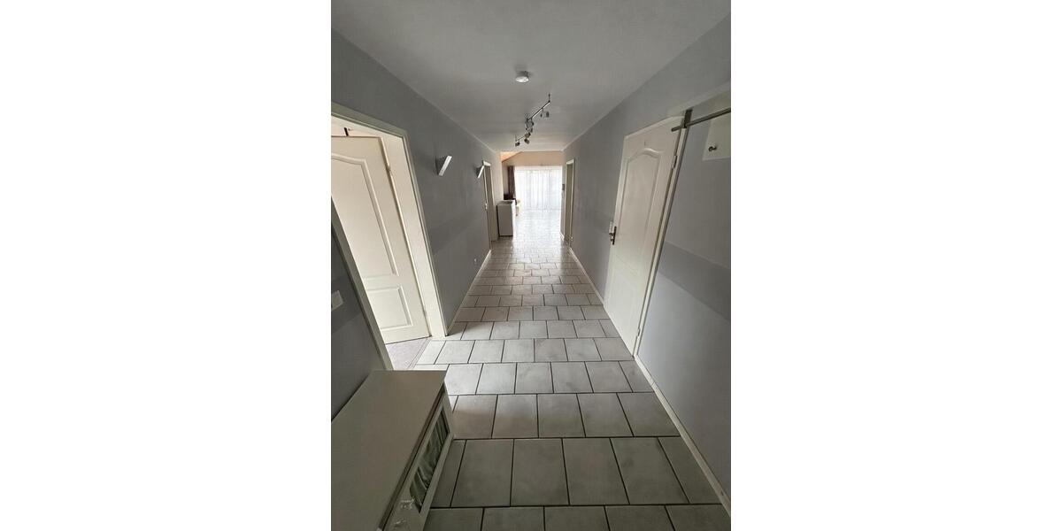 Dachgeschoßwohnung Mossautal - 5 Zimmer, 115 m&sup2;, 1.000&euro; | Angebot:25947874