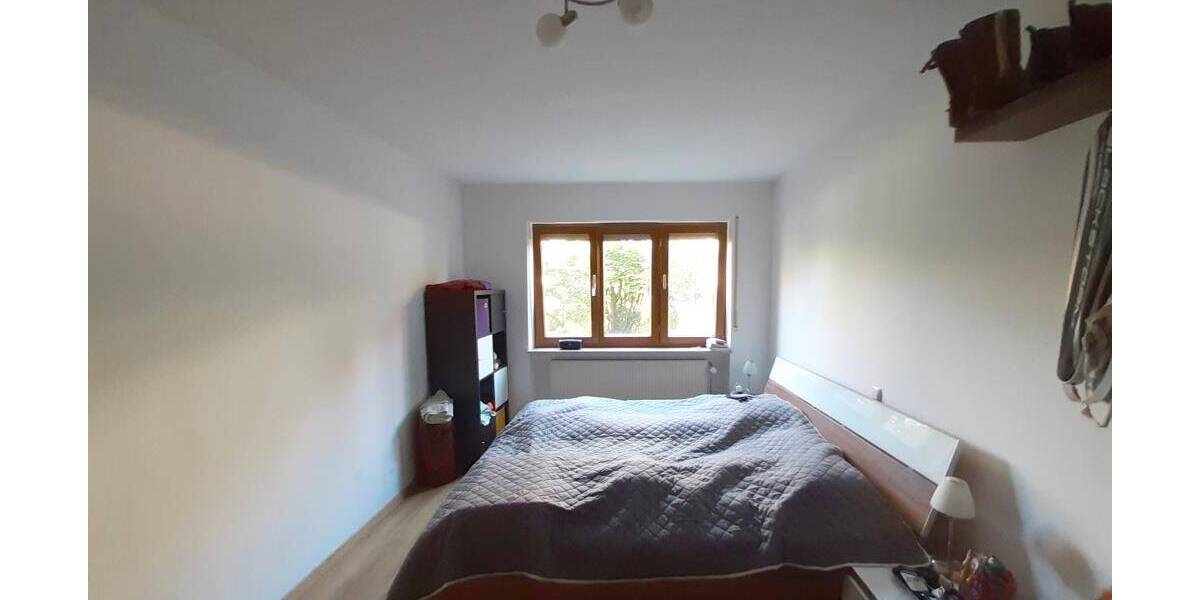 Etagenwohnung Erlangen Erlangen-Süd - 2 Zimmer, 69 m&sup2;, 840&euro; | Angebot:26053434