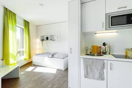 Erstbezug nach Modernisierung: Möbliertes + helles Apartment am Campus Riedberg | Large Bude 1 zimmer
