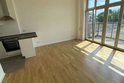 Wohnung zum Mieten in Berlin 1.066,30 € 53.28 m² 2 zimmer