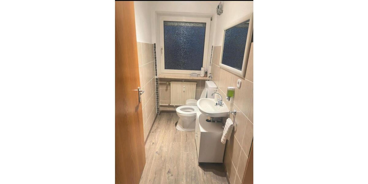 Erdgeschoßwohnung Marktredwitz - 5 Zimmer, 123 m&sup2;, 1.000&euro; | Angebot:25566441