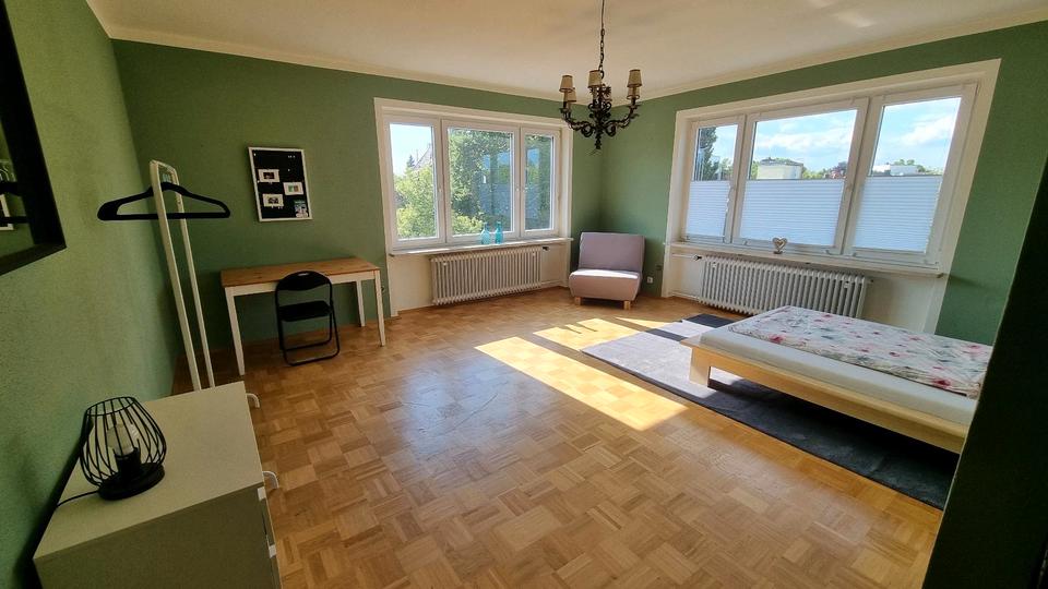 Helles 26m² WG Zimmer zentral in RO 1 zimmer