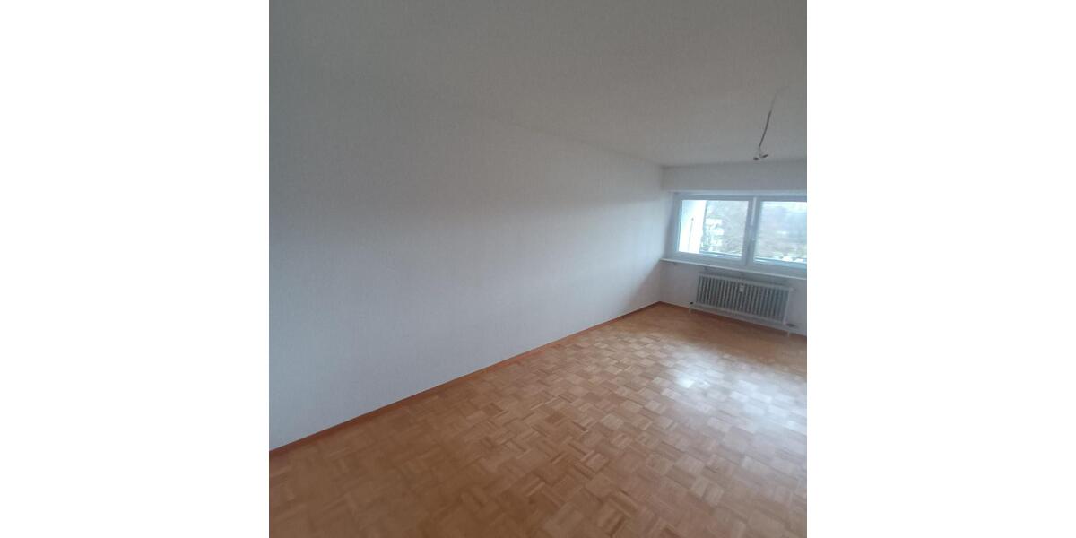 Etagenwohnung Lörrach - 3 Zimmer, 84 m&sup2;, 950&euro; | Angebot:25236261