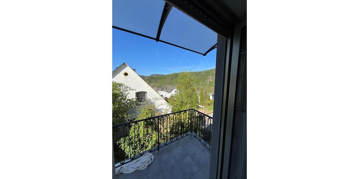 Einfamilienhaus Cochem - 10 Zimmer, 277 m&sup2;, 2.000&euro; | Angebot:26424934