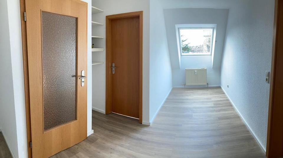 Maisonettenwohnung Baden-Baden Baden - 3.5 Zimmer, 98 m&sup2;, 1.300&euro; | Angebot:26689037