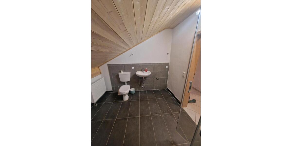 Dachgeschoßwohnung Dollnstein - 4.5 Zimmer, 125 m&sup2;, 1.350&euro; | Angebot:24715059