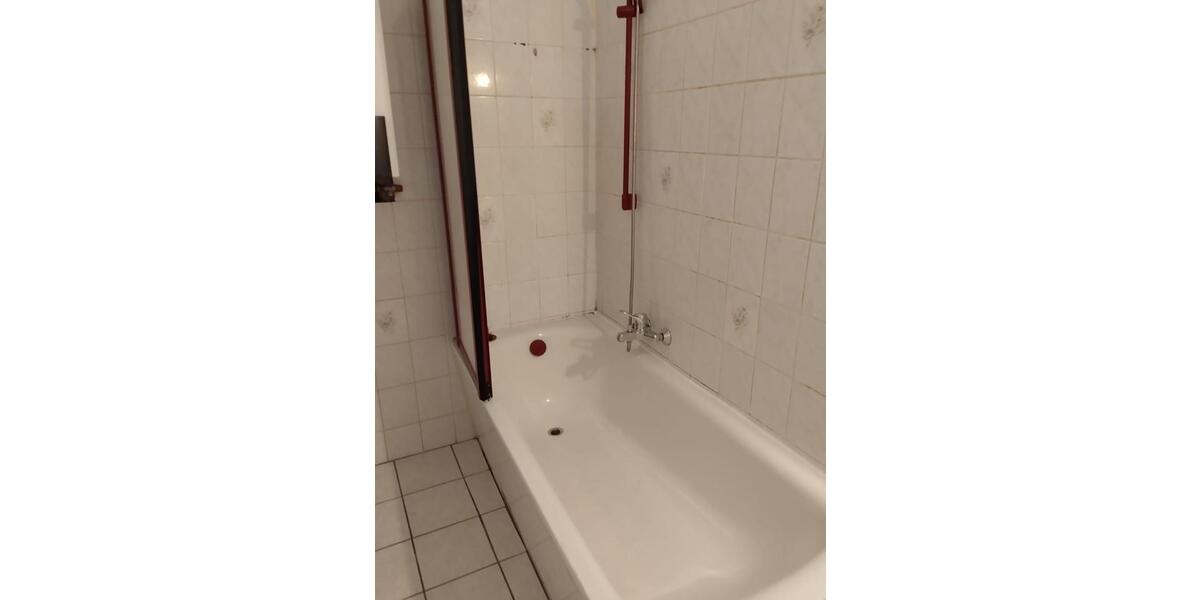 Etagenwohnung Holzminden - 4 Zimmer, 90 m&sup2;, 700&euro; | Angebot:26035975