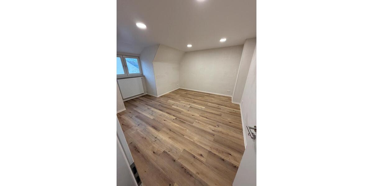 Etagenwohnung Neustadt (Hessen) - 3 Zimmer, 90 m&sup2;, 980&euro; | Angebot:24393928