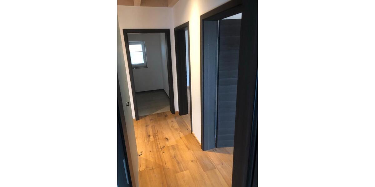 Etagenwohnung Wertingen - 3 Zimmer, 75 m&sup2;, 800&euro; | Angebot:26119657
