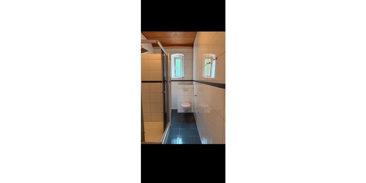 Etagenwohnung Arzberg - 5 Zimmer, 100 m&sup2;, 720&euro; | Angebot:24812539